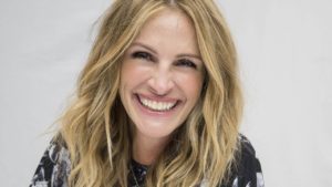 JULIA ROBERTS Beautiful Smile In The World