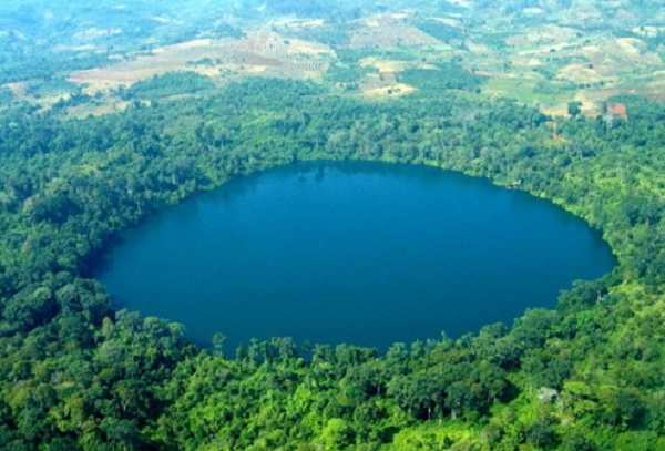 Most Beautiful Crater Lakes 