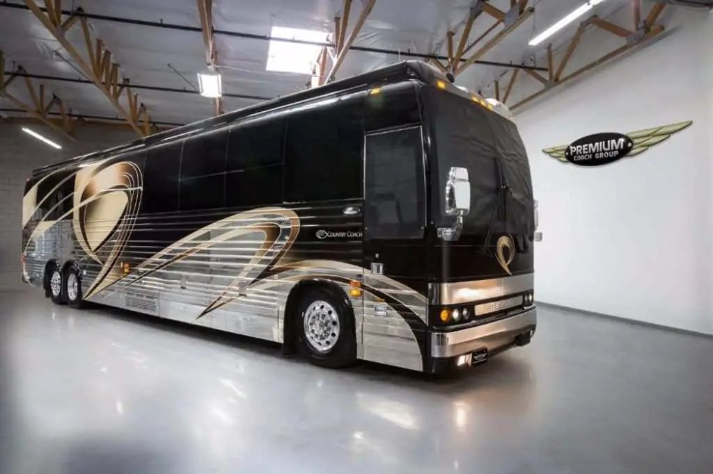 Top 15 Biggest Buses In The World World's Top Insider