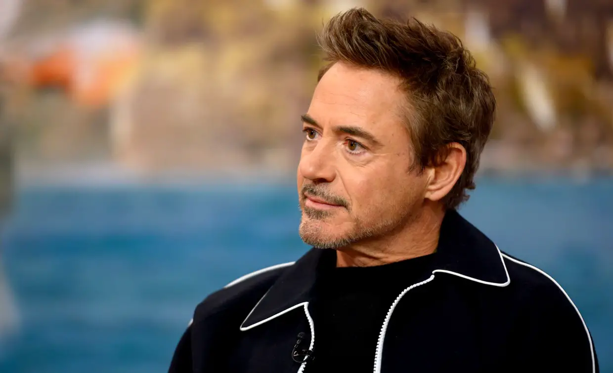 Robert Downey Jr most successful actors in the 90s